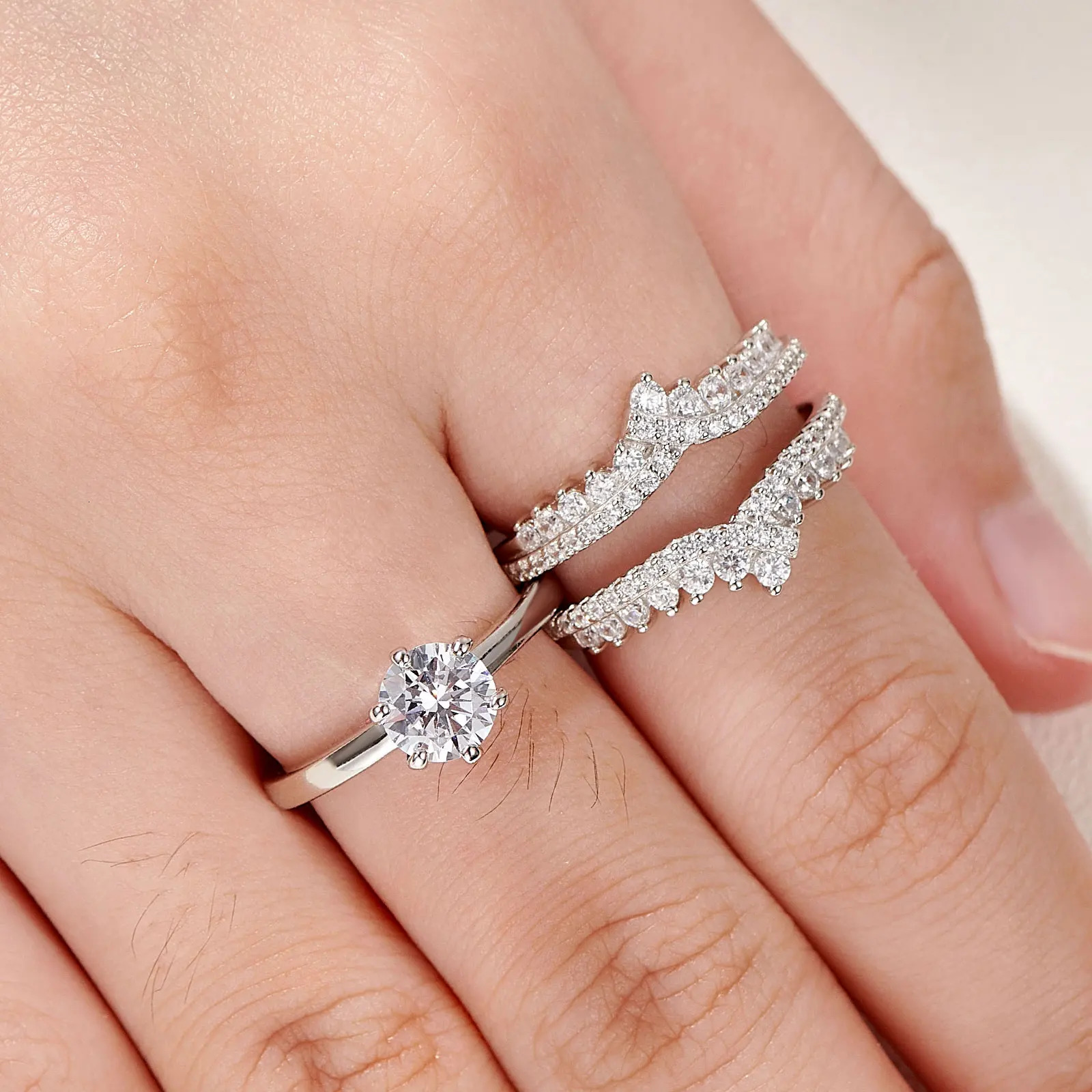 she 925 Silver Original Wedding Rings for Women 18Ct Round Cut Cubic Zircon Jewelry Engagement Ring Enhancer Band Bridal Set 250110