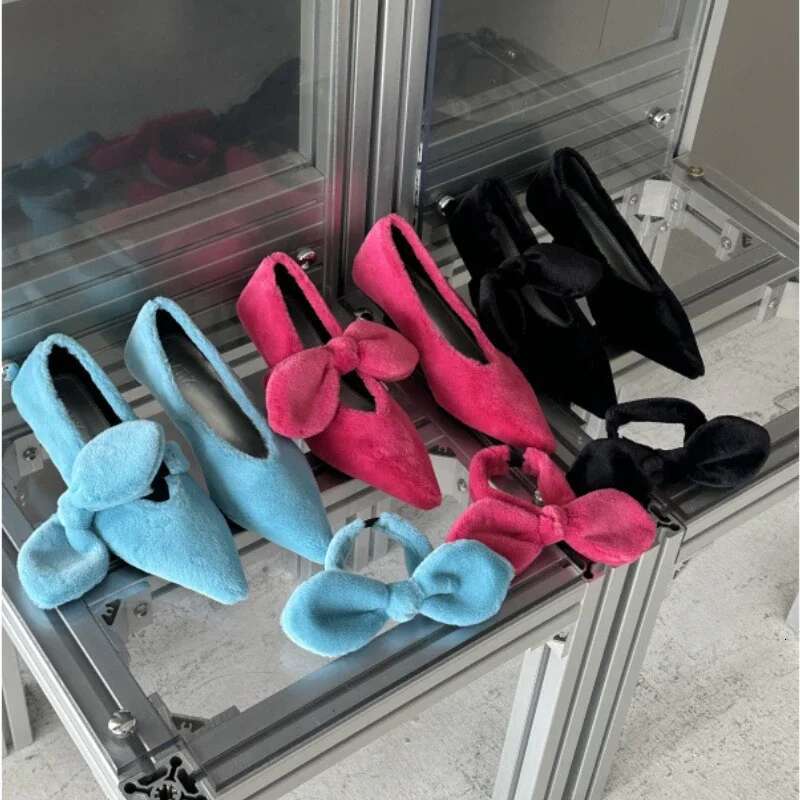 Street Style Fluffy High Heels Sexy Pointed Toe Butterfly-Knot Fashion Autumn Winter Low Heel Mules Pumps Female