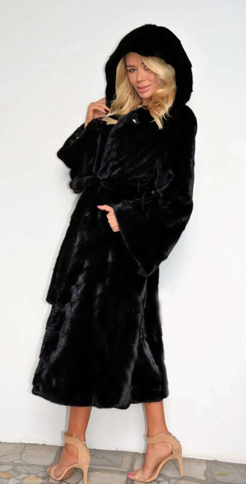 Women's Skirt Imitation Fur Coat, Solid Color Long Sleeve Street Fashion Autumn And Winter 2024