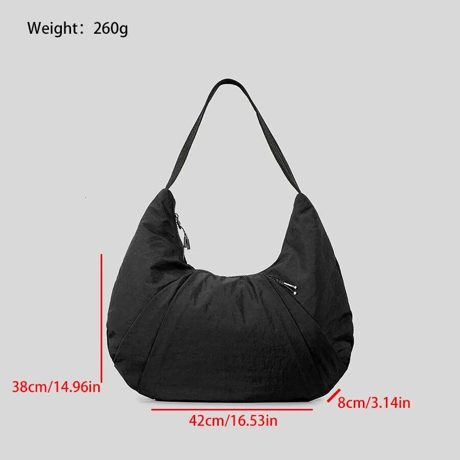 Ddmyoutdoor China Domestic Mermaid Curve Nylon Crescent Shaped For Women S Niche Lightweight Underarm Large Capacity Outdoor Fiess Shoulder Bag