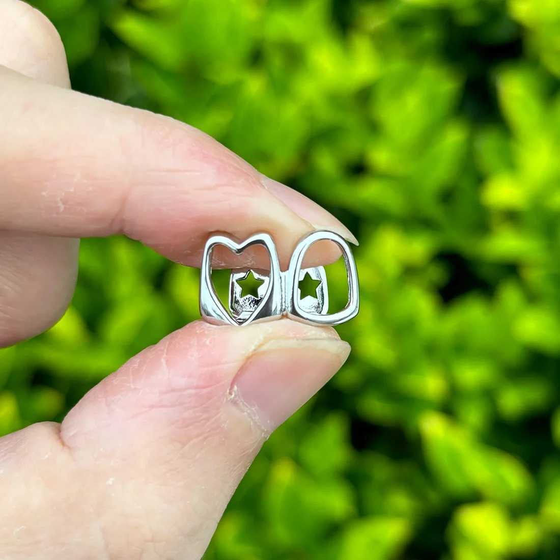 RACHELZ Trend Double Hollow Heart Teeth Grillz Hip Hop 14K Gold Plated Tooth Caps For Women Men Jewelry Cosplay Dental GrillsXJ250114