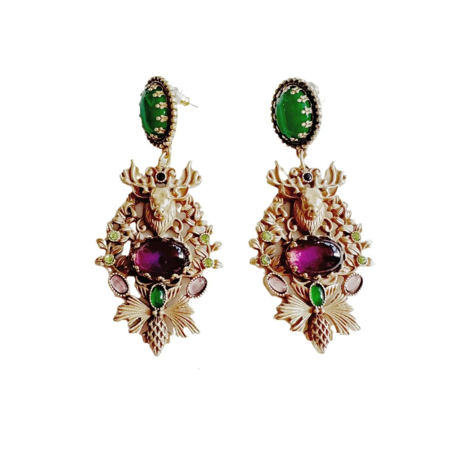 European and American Fashion Trends Retro Literature Elegant and Cute Elk Sweet Niche Amber Glass Stud Earrings 250117