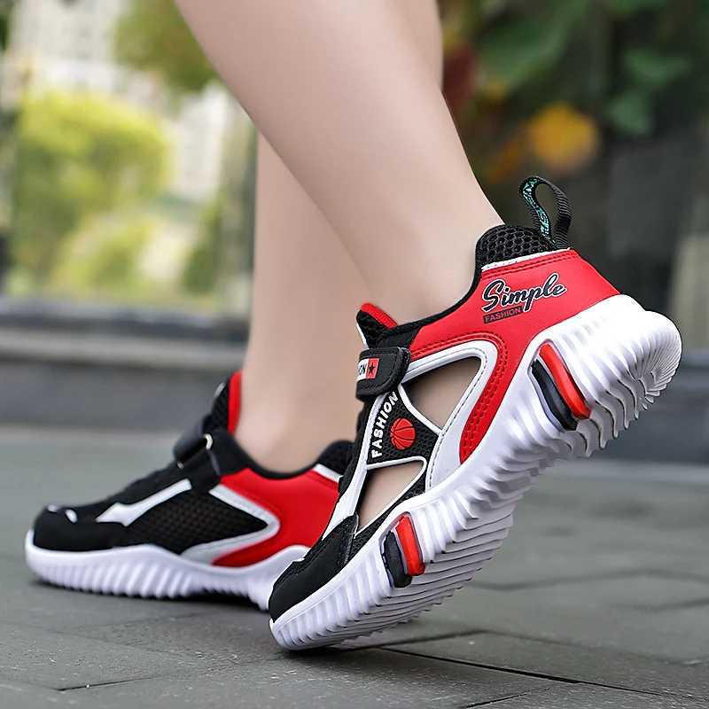 2024 New Summer Kids Sandals Breathable Boys Sandals Soft Childrens Shoes Outdoor Beach Kids Lightweight Sneakers ShoesXJ250118