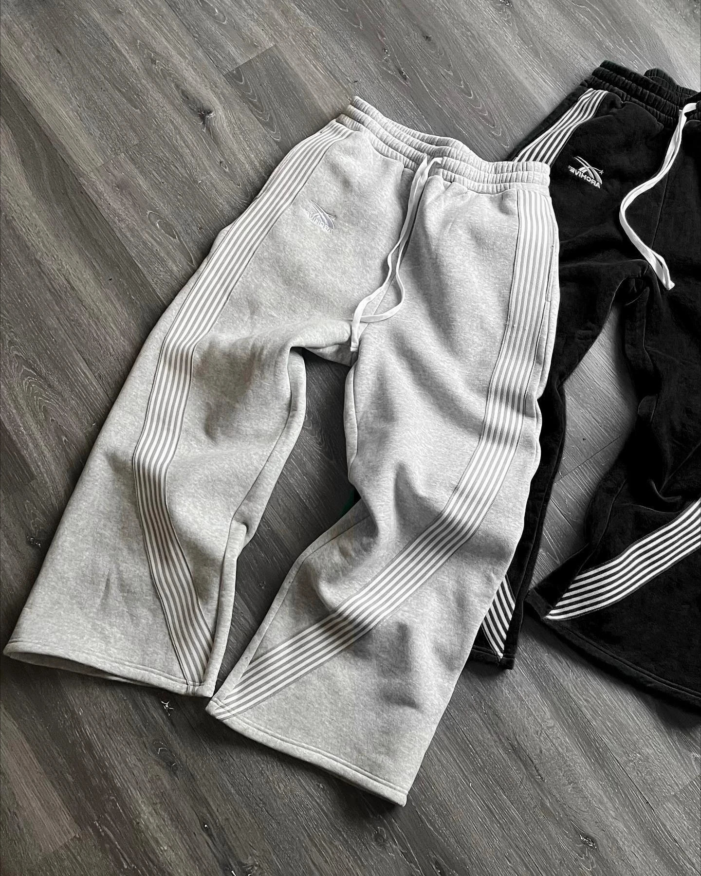 Drawstring Sweatpants Y2K Pants Mens Harajuku Hip Hop Alphabet Stripe Embroidery Retro Grey Pocket Sports Pants Trouser 250114