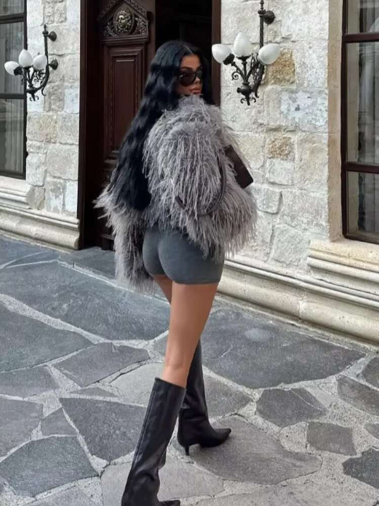 Elegant Faux Fur Women Coat Warm Open Long Sleeve O-Neck Thicken Female Short Jacket 2024 Autumn Street Lady Outwears