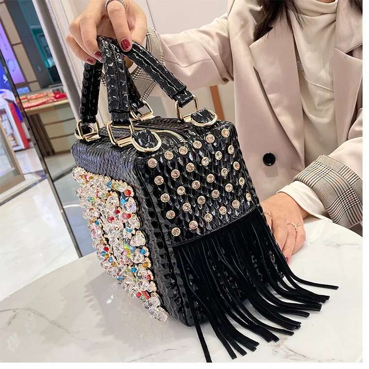 New Brand Women's Handbag Genuine Leather Tassel Fashion Rhie Large Capacity Female Shoulder Crossbody Bags