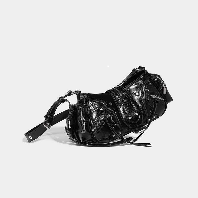 Moto & Bike Underarm Bags For Women Designer Handbag Purses New In Vintage PU Leather Rivet Decoration Shoulder Crossbody