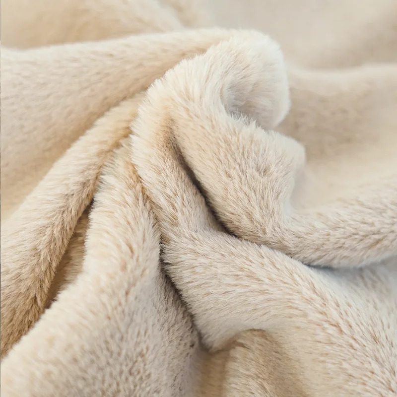Cute Cartoon Print Pet Cape Blanket Autumn Winter Thick Warm Plush Cushion Comfortable Rabbit Velvet Soft Dog 250115
