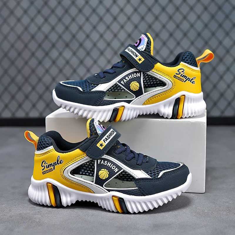 2024 New Summer Kids Sandals Breathable Boys Sandals Soft Childrens Shoes Outdoor Beach Kids Lightweight Sneakers ShoesXJ250118