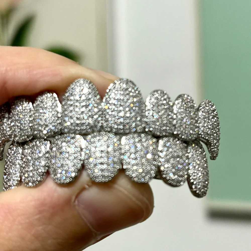RACHELZ 8/8 Full Cubic Zircon Teeth Grillz Hip Hop 14K Gold Plated Fangs Tooth Caps Dental Grills For Women Men Body JewelryXJ250114