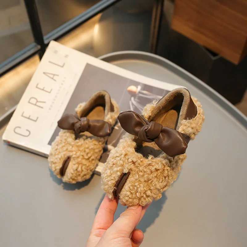 New Girls Cotton Shoes Winter Fluffy Children Plush Flat Shoes Warm Simple Kids Fashion Causal Shoes Sweet Bowtie Soft BottomXJ250118