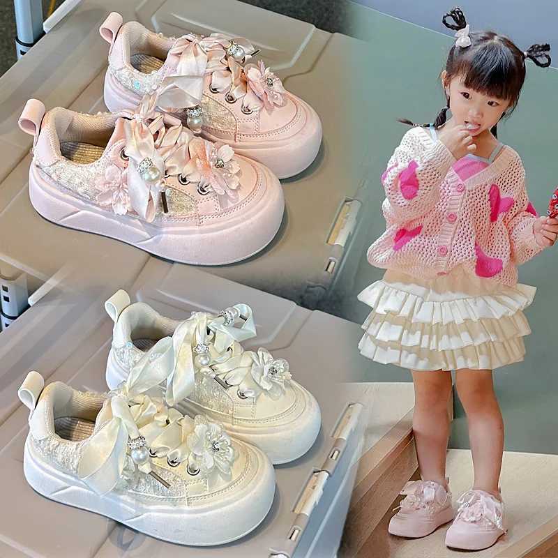 Girl Casual Shoes Chinese Sle Kids Princess Shoe with Sweet Flowers 2024 Autumn New Girls Sports Shoes with Cute Ribbon BowXJ250118