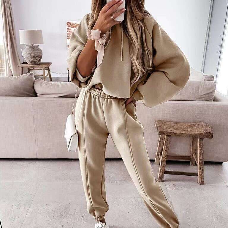 2025 Women's European American Autumn Sports and Leisure Set Two Piece Set, Versatile Female Style, New Trendy Clothing Ins