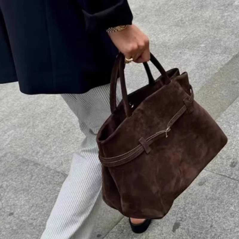 Designer Suede Shoulder Bag High-end Portable Tote Crossbody Bag for Women Winter New Style T250118