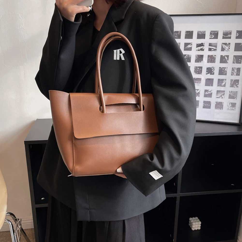 New Arrival Women Vintage Shoulder Bag Large Capacity PU Leather Minimalist Shoulder Tote Bag Solid Color Fashion Tote Handbag Chic Tote Bag Z250118
