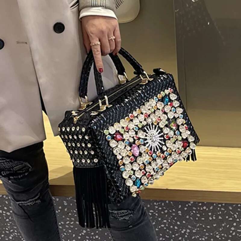 New Brand Women's Handbag Genuine Leather Tassel Fashion Rhie Large Capacity Female Shoulder Crossbody Bags