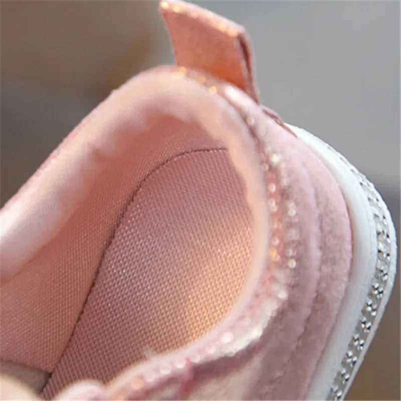 Girls Soft Sole Sports Shoe Sequins Casual Sneakers Cute Bowknot Shinny Shoes For Baby GirlsXJ250118