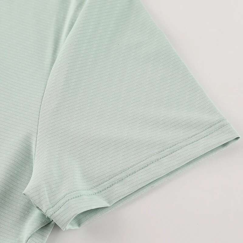 Ddmyoutdoor China Domestic Yoga Fiess Tee Women Stripes Print Breathable Sports Short Sleeves Running Training Workout Quick Dry Casual Fashion Top
