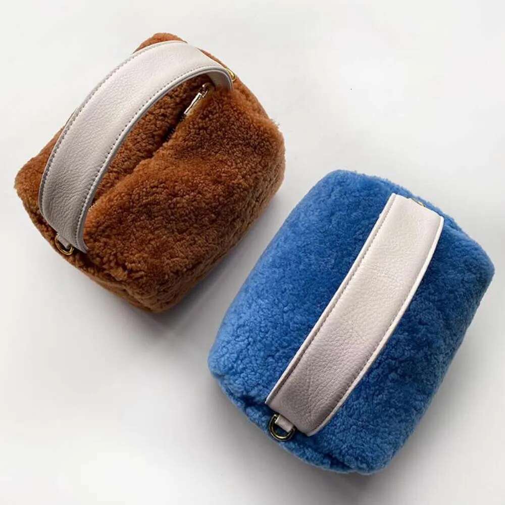 Fashion Furry Lambswool Flap Woman Design Soft Plush Girls Chain Messenger Shoulder Bag Crossbody Ladies Purse Handbags