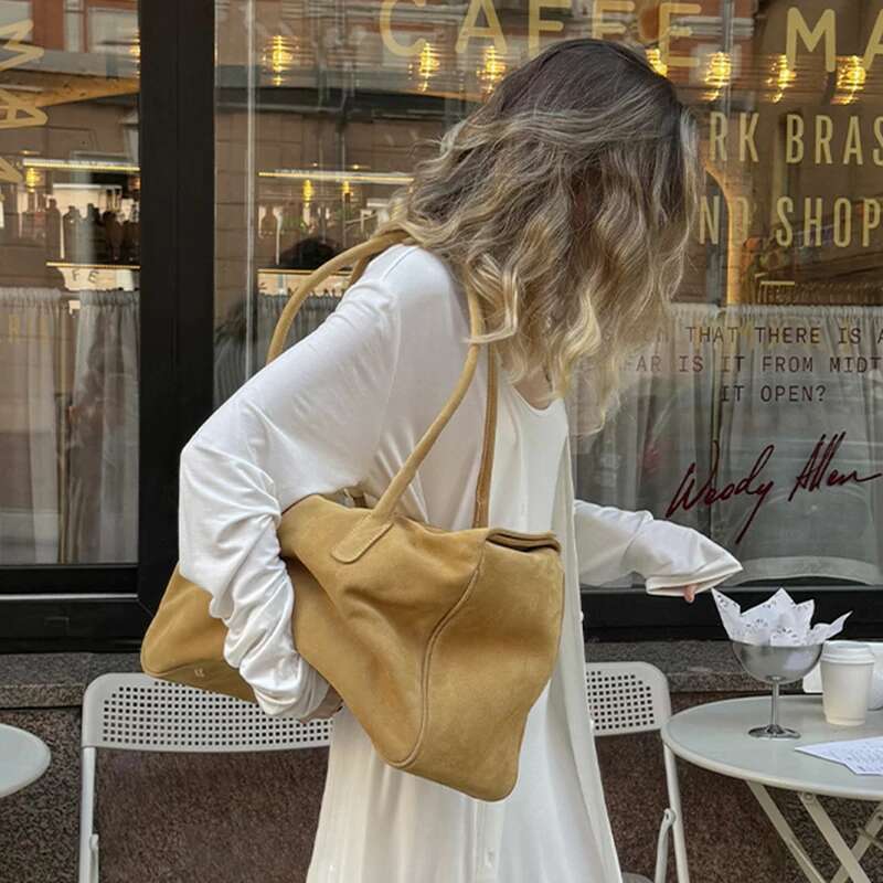 Faux Suede Box 2025 Niche Design Ins European American Autumn Winter Square Large Capacity Portable Shoulder Bag