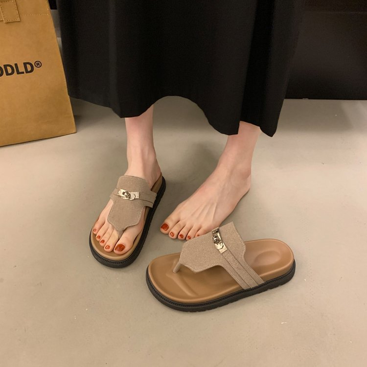 Women Slippers Fashion Flat Bottom Simple Design Versatile Trendy Triple Black Khaki Pink Free shipping