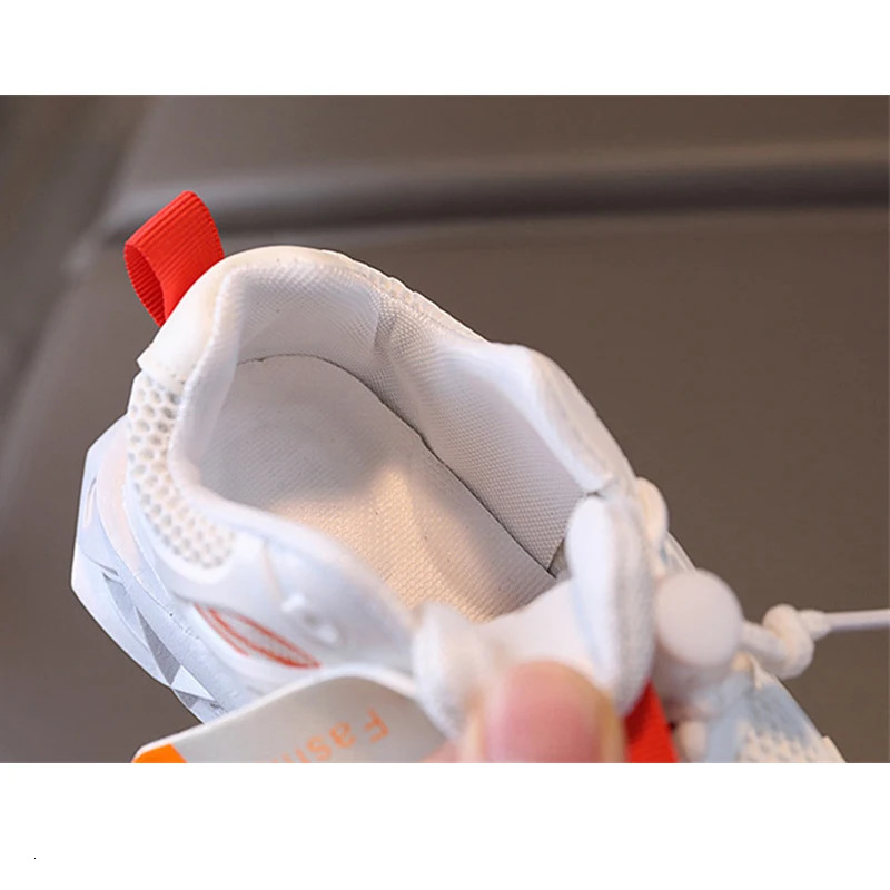 16 Years LED Baby Luminous Shoes Boys Glowing Children Sport Sneakers Kids Girls Antislip Toddler Mesh Led Flash Lights 250117