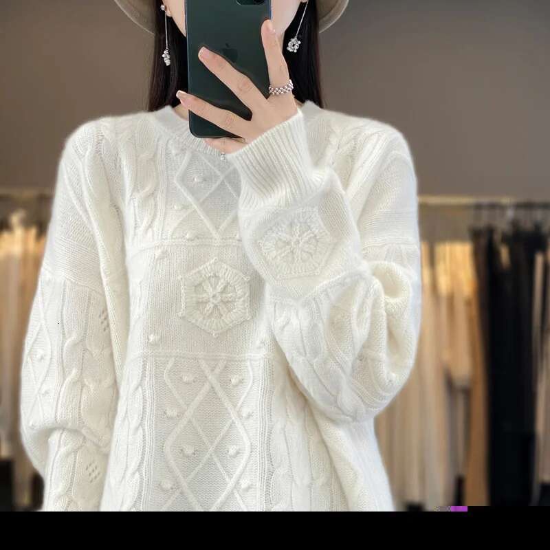 Autumn Winter New Round Neck Embroidered Knitted Women's Pullover Loose Casual All-Match Bottoming Sweater Ladies Jumpe