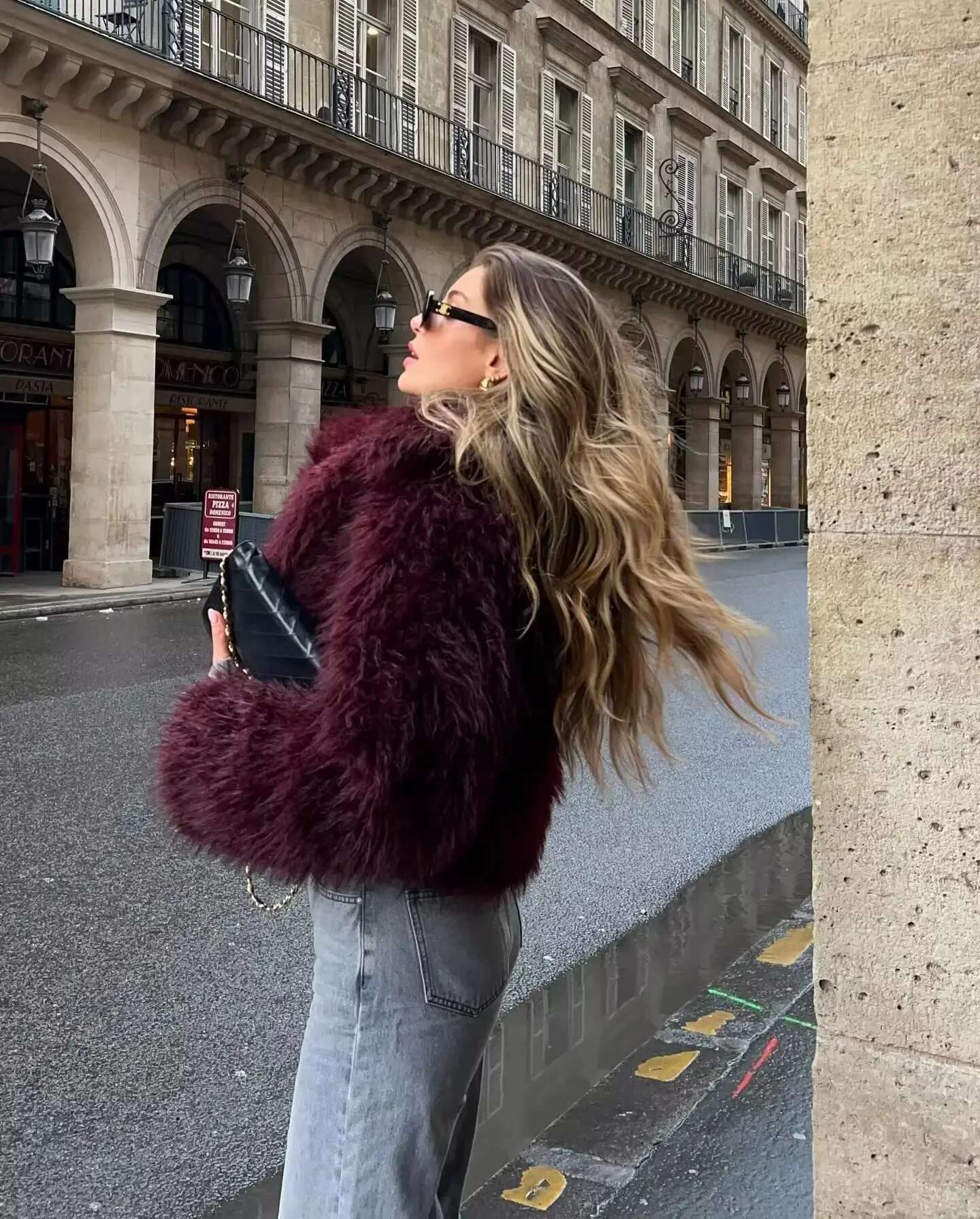 2024 Winter Hot Trendy Iconic Blogger Fashion Bury Faux Coat Women Overcoat Girls Shawl Collar Lamb Fur Jacket