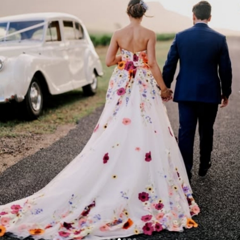 Romantic Floral Lace A-Line Wedding Dresses Colorful Pastrol Bridal Gowns Appliques Sweetheart Strapless Flowers Long Tulle Vestido De Novia 2025