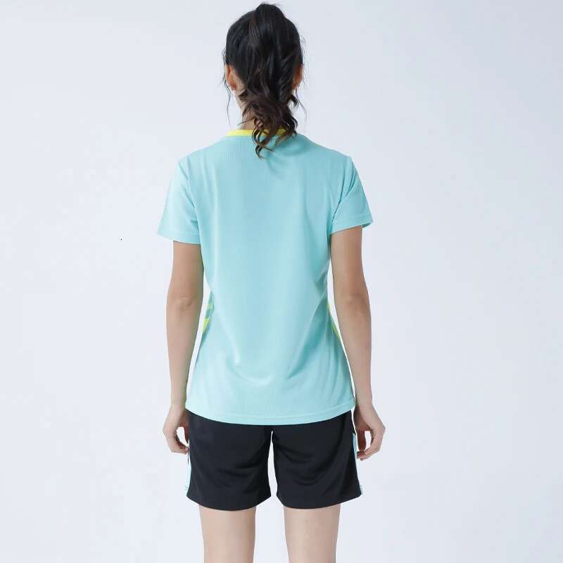Ddmyoutdoor China Domestic Gym Running Sets Women Summer Badminton Football Workout Jogging Suits Quick Dry Compression Traning Team Shirts Shorts