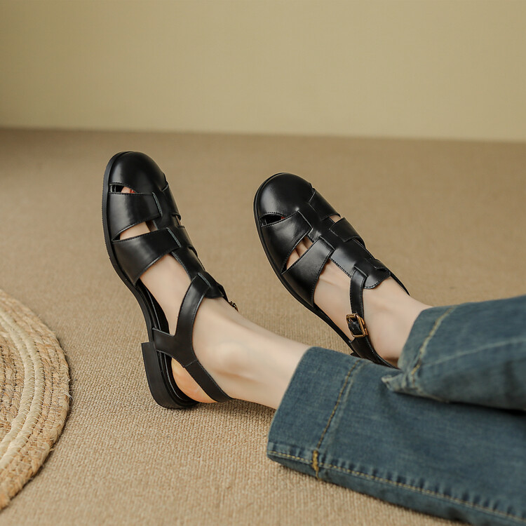 2025 new leather hot woven baotou after empty sandals fashion everything soft summer women's single hole shoes