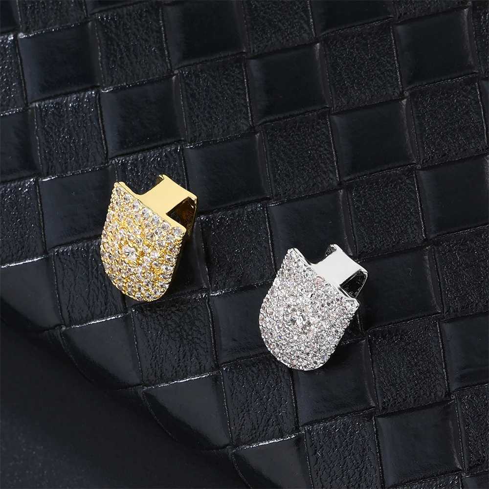 D Z Hip Hop Single Arch Shape Teeth Grillz For Unisex 2024 Fashion Iced Out CZ Stones Paved Grills Dental Mouth Teeth JewelryXJ250114