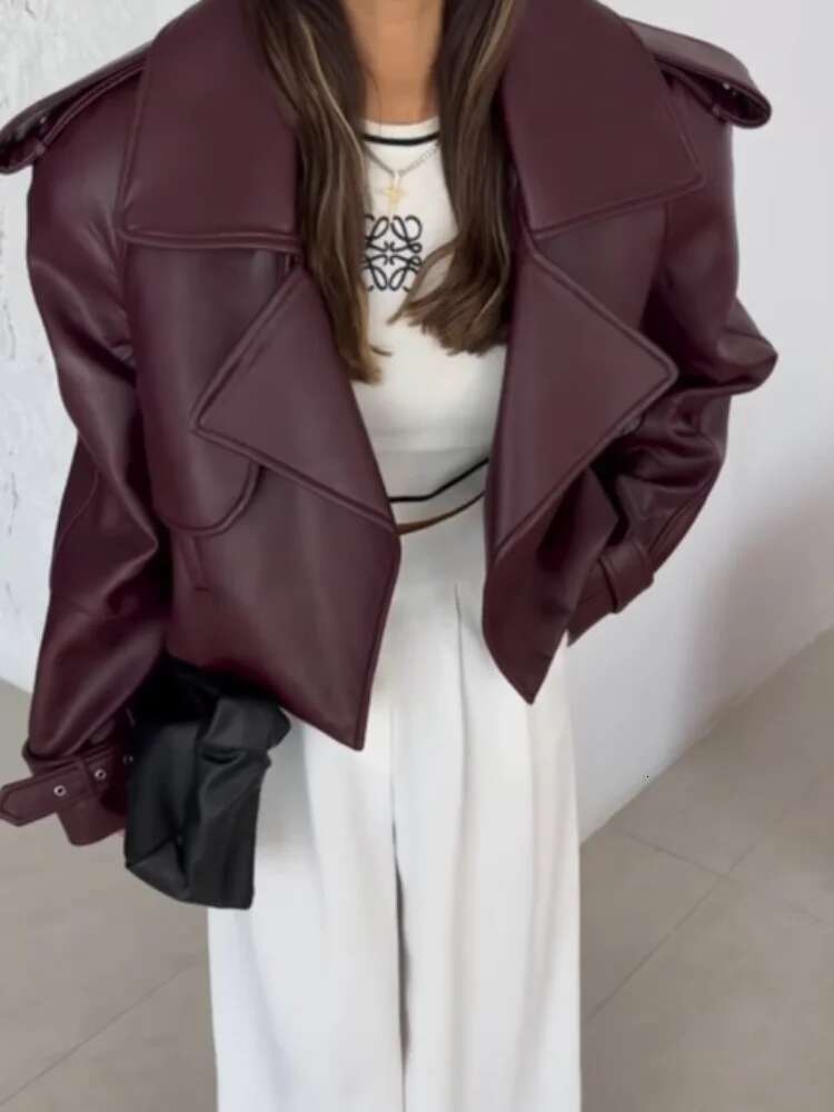 Vintage Solid Color Lapel Shoulder Pads Short Coat Pockets Long Sleeves Women's Leather Jacke 2024 Female Autumn High Streetwear