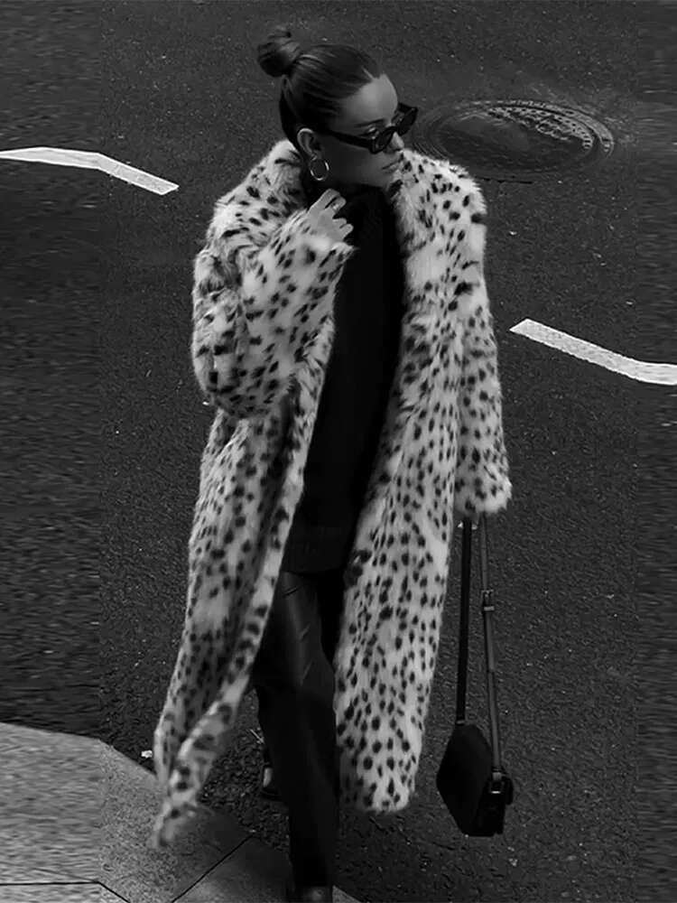 Thicken Faux Fur Overcoat Oversize Leopard Lapel Sleeve Long Coat Women 2024 Autumn Winter Fashion Street Lady Coats