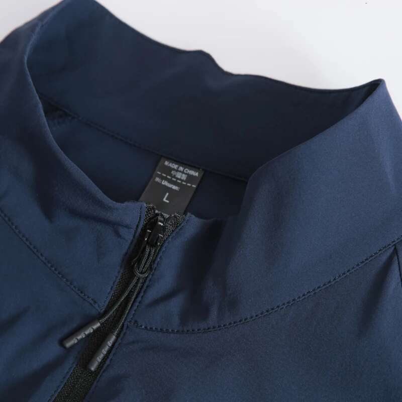 Ddmyoutdoor China Domestic Outdoor Running Coat Nylon Zipper Breathable Long Sleeve Reflective Letter Workout Golf Casual Men Sports Light Jacket