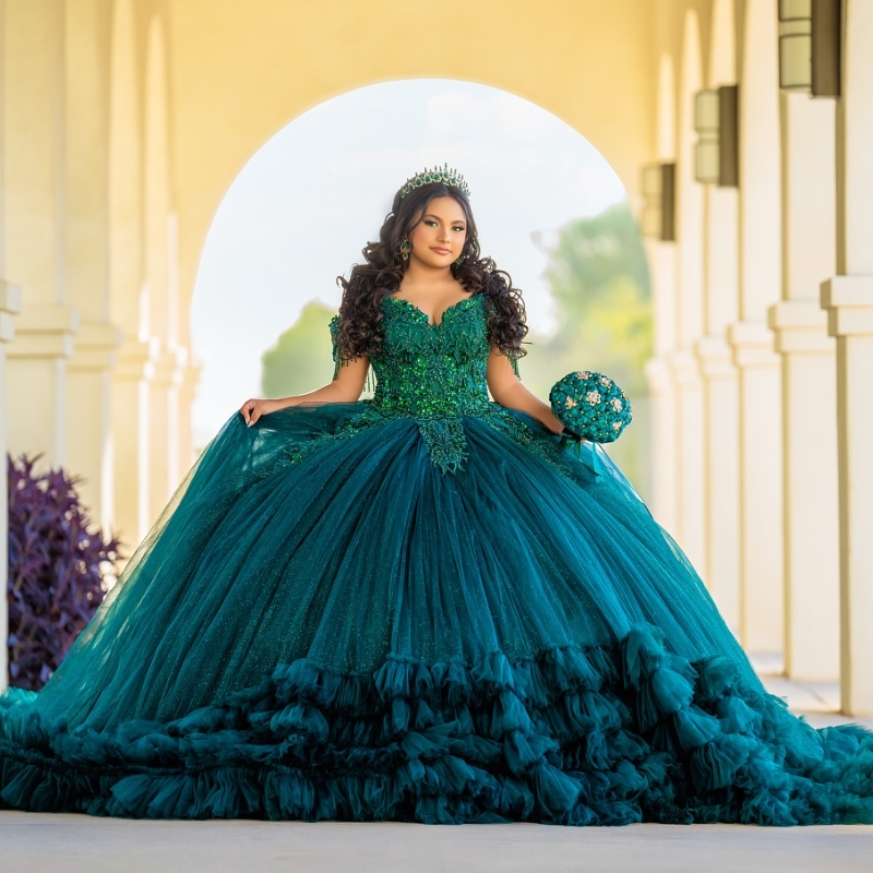 Emerald Green Quinceanera Dresses Ball Gown Off Shoulder Beading Crystal Tull Tiered Birthday Party Sweet 16 Dress Vestidos De 15 Anos