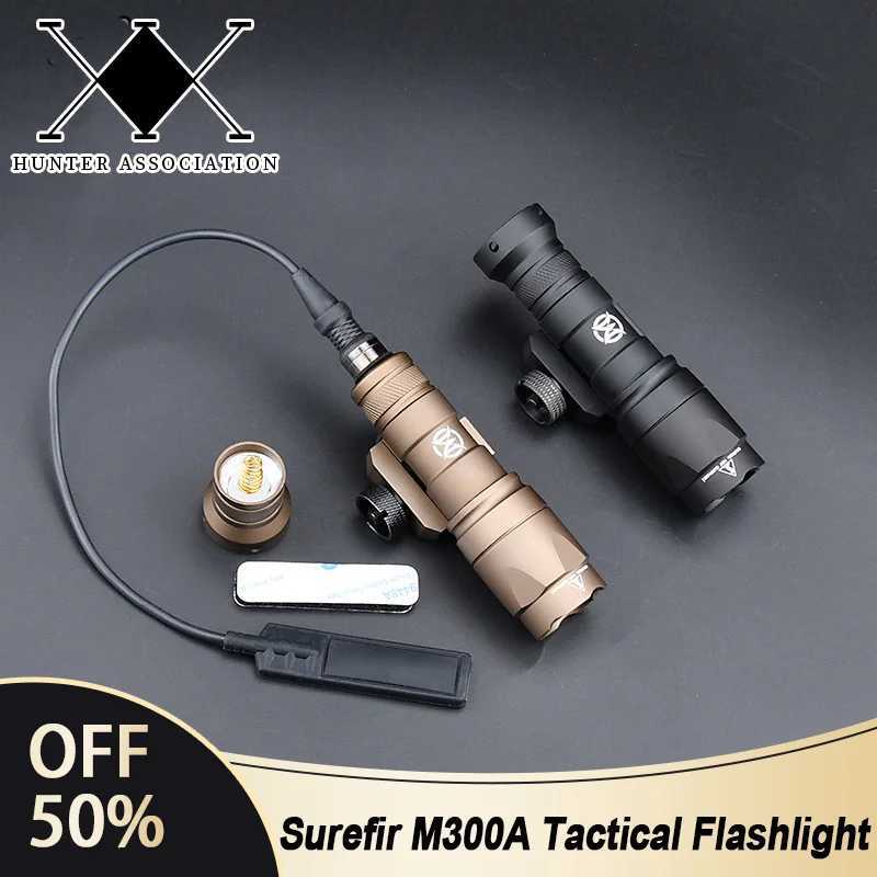 WADSN Surefir M300A M300 Tacitc Flashlight Mini Weapon Scout Hunting LED Light Fit 20MM Rail Momentary-on Constant-on TailW241227
