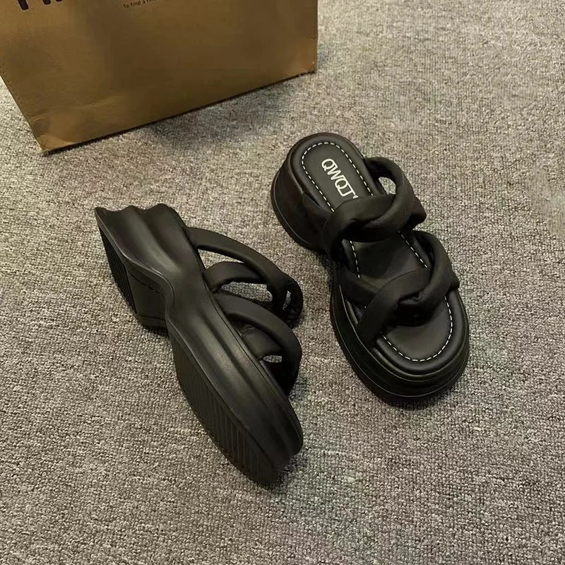 EVA flip-flops Womens thick soled flip-flops summer wear elevated soft soled beach slippers 250113