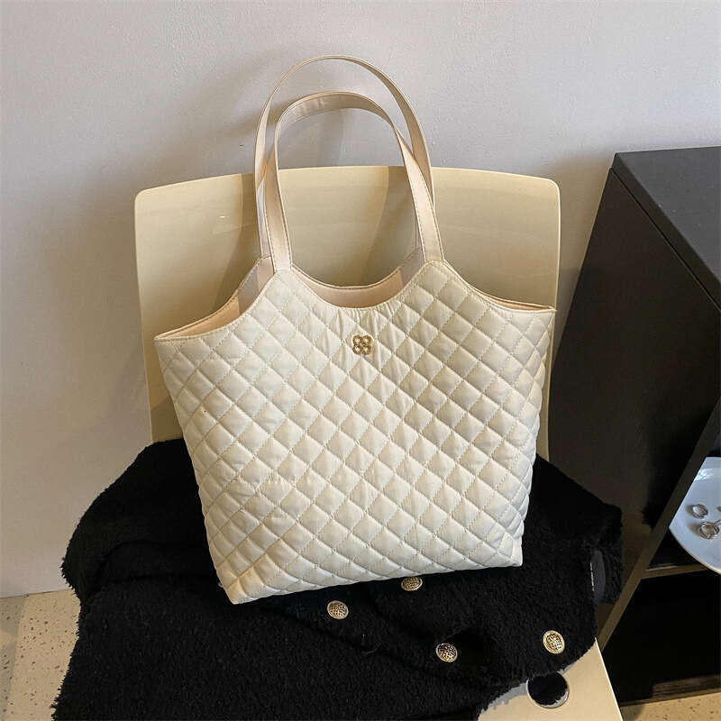Commuter for Women 2022 New and Fashionable Autumn Shoulder Large Capacity Tote Big Bag