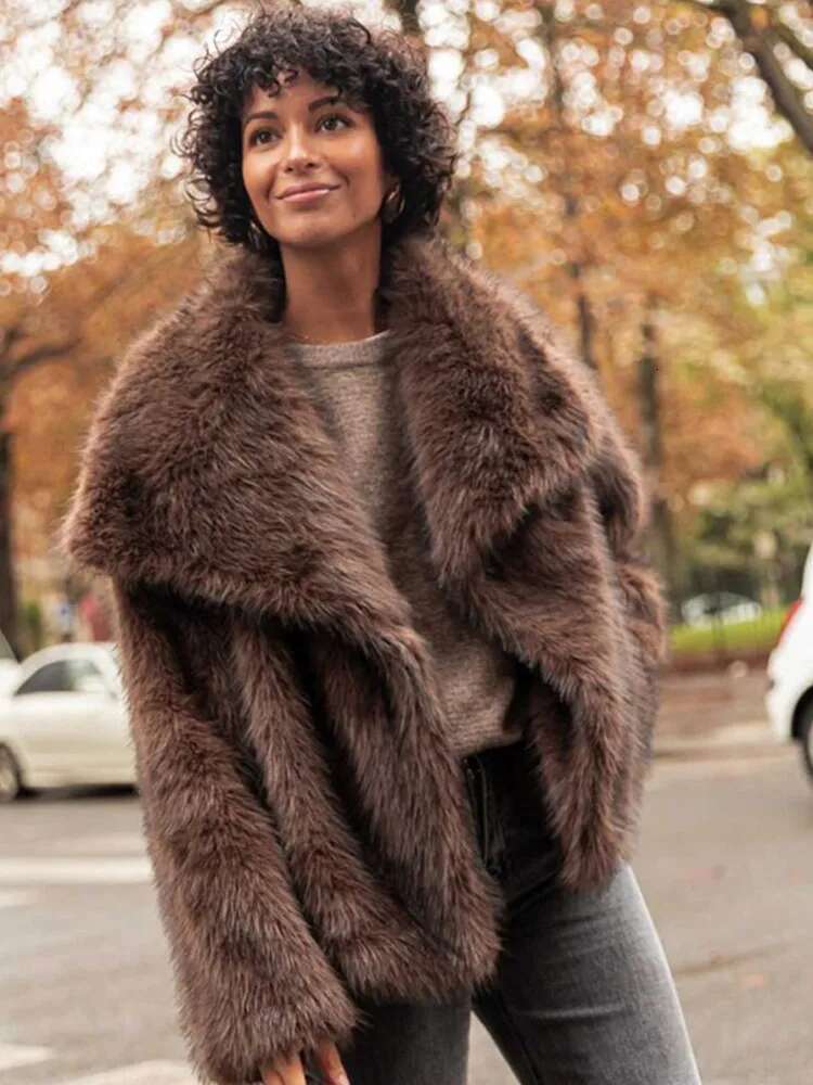 Winter Woman Solid Color Warm Faux Fur Coat Vintage Lapel Collar Long Sleeves Loose Lady Jacket New Female High Street Outerwear