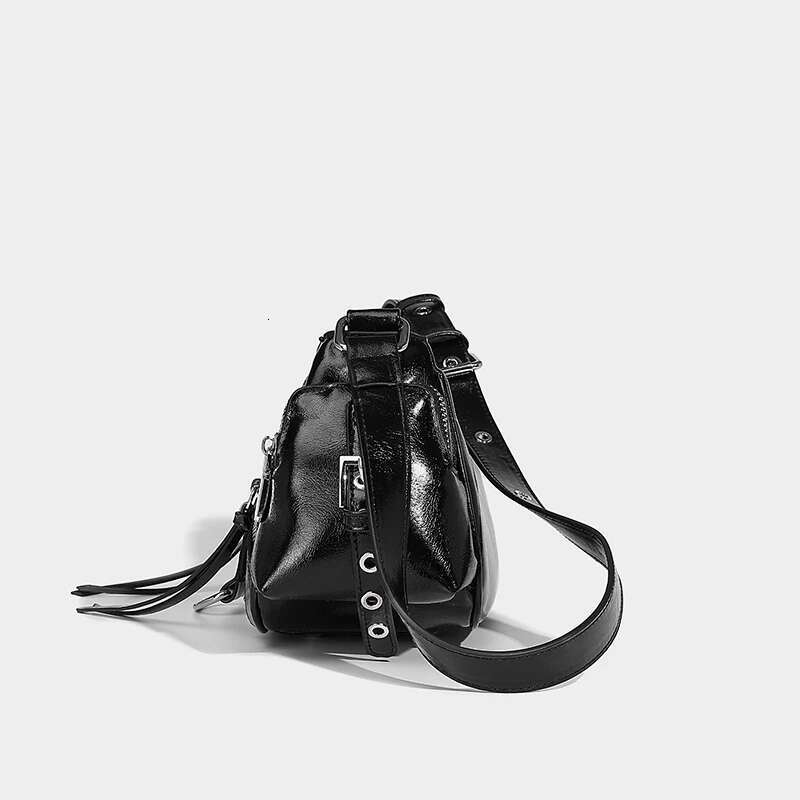 Moto & Bike Underarm Bags For Women Designer Handbag Purses New In Vintage PU Leather Rivet Decoration Shoulder Crossbody