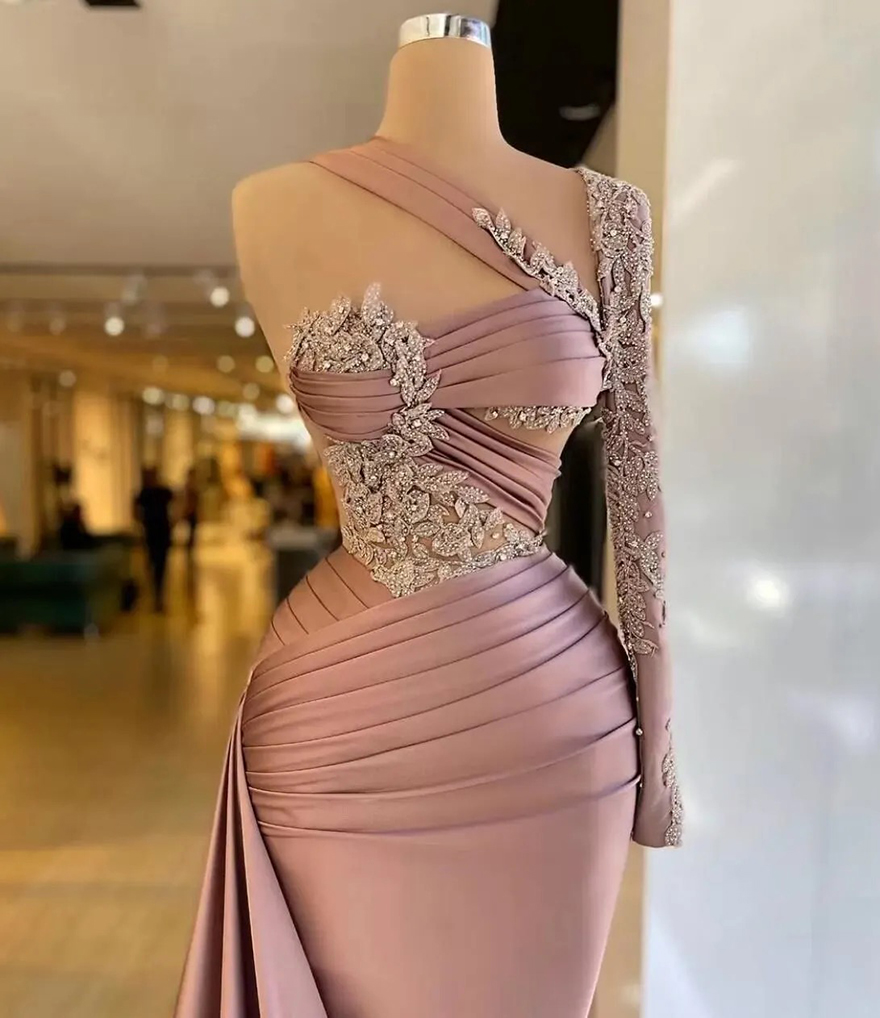 2025 Gorgeous Elegant Prom Dresses Single Long Sleeve Appliques Mermaid Long Train Women Evening Pageant Gowns Plus Size Custom Made