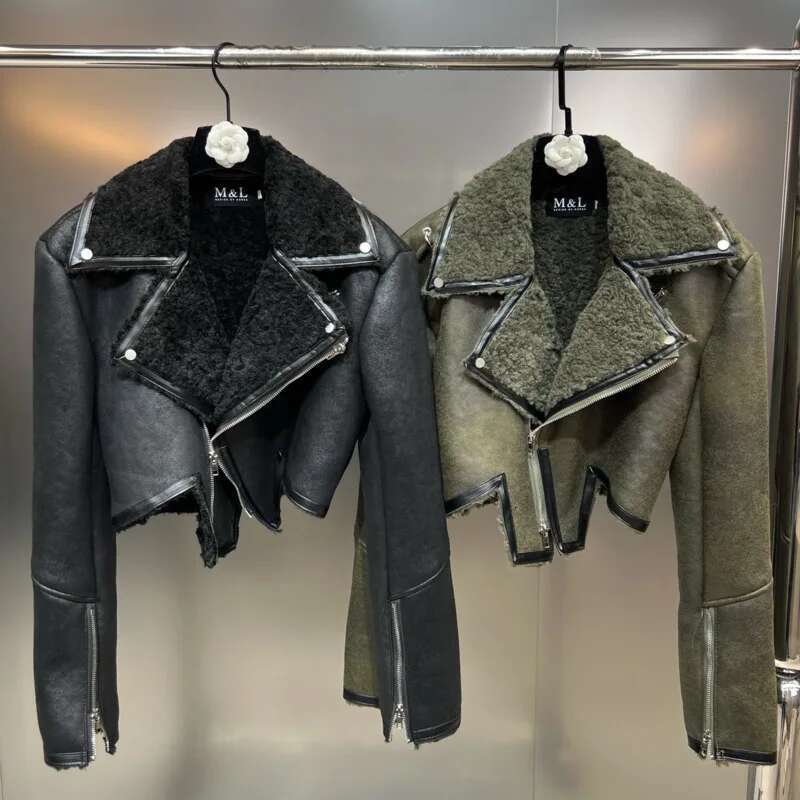 PREPOMP 2024 Winter New Collection Turn Down Collar Zippers Sleeve Cuff Faux Fur Leather Jacket Women Irregular Coat Gh010
