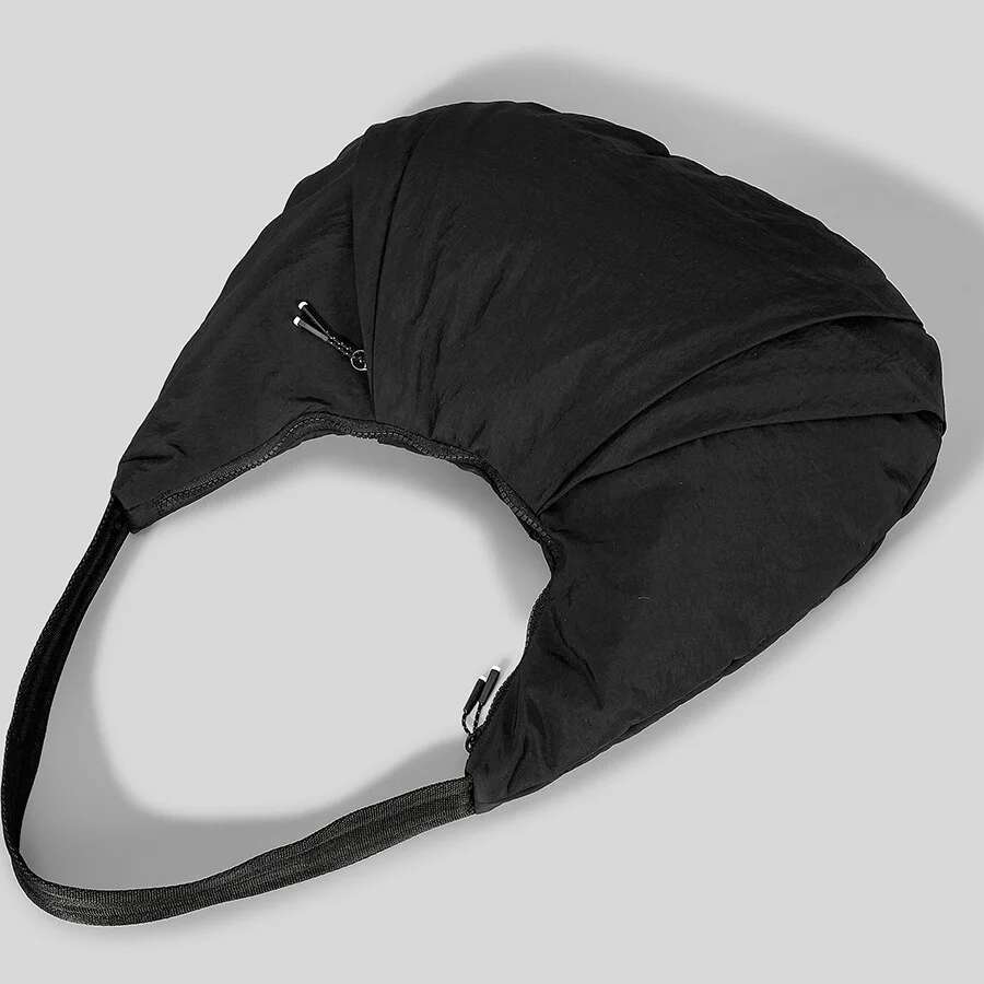 Ddmyoutdoor China Domestic Mermaid Curve Nylon Crescent Shaped For Women S Niche Lightweight Underarm Large Capacity Outdoor Fiess Shoulder Bag
