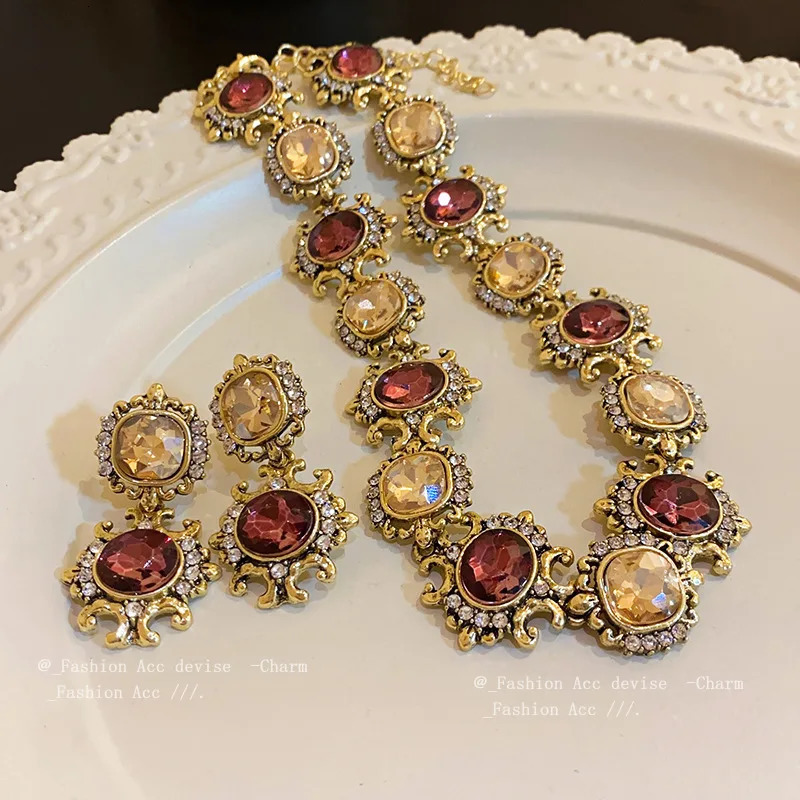 Vintage Square Flower Baroque Style Necklace Suit Wholesale 250109