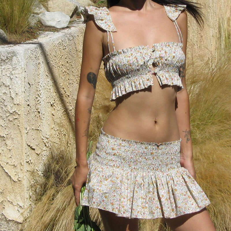 Europe and America 2025 Summer Women's Kylie Same Style Sexy Two Piece Set Simple Short Tank Top A-e Skirt Versatile New Trendy Clothing Ins