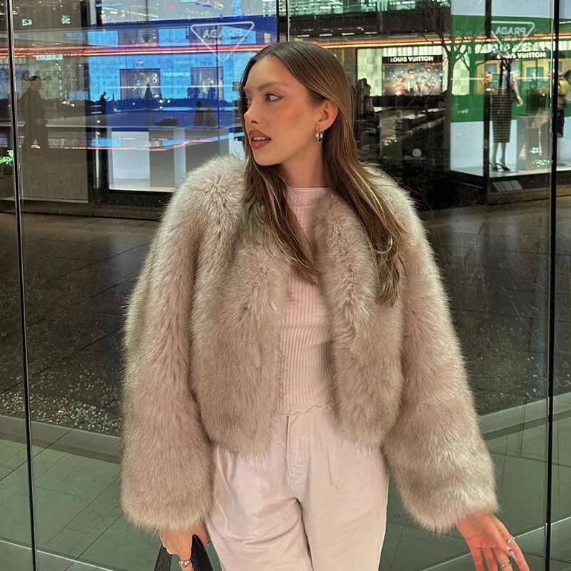 Ins Hot Brand Black Warm Cozy Cropped Faux Coat Women Winter 2024 Chic Girls Street Fashion Short Fur Jacket