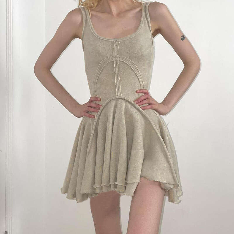 2025 Spring European Women's American Retro Spicy Girl and Slimming Dress New Style Elegant Clothing