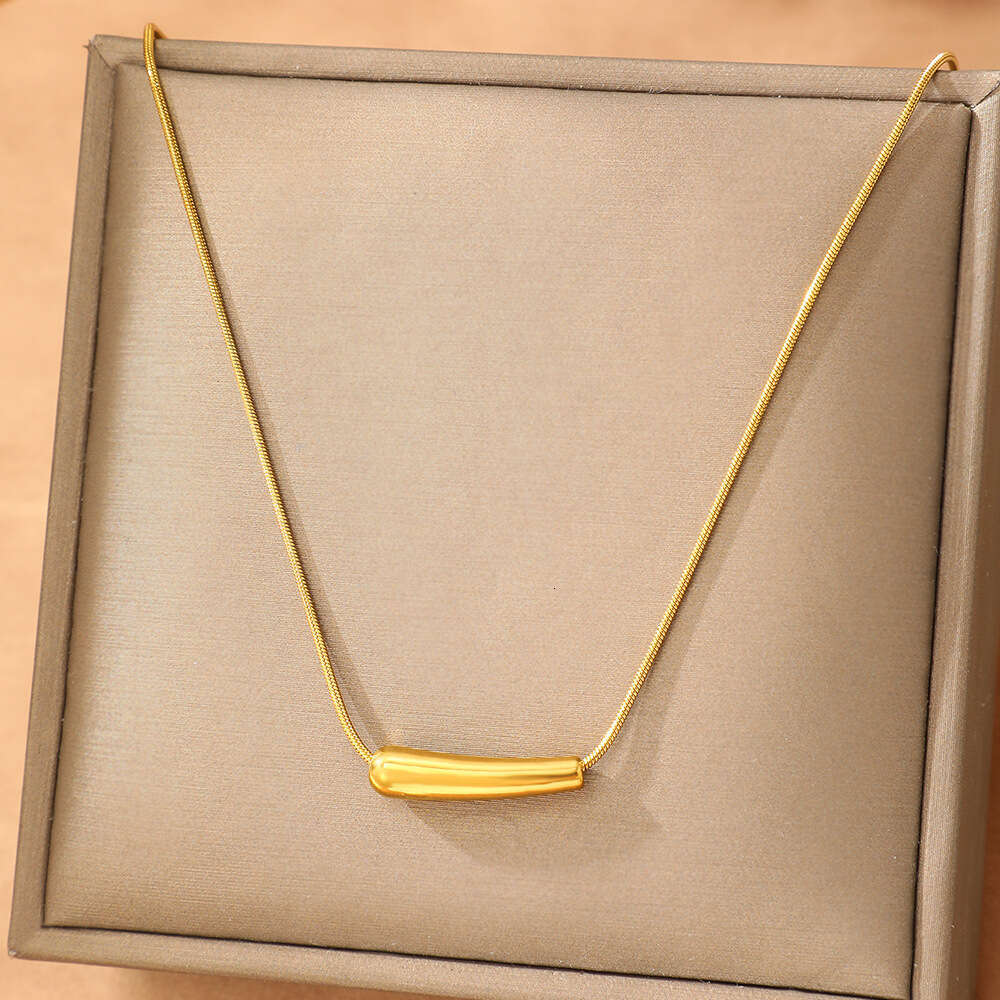 Uniquely designed stainless steel necklace, geometric long neck chain, women's minimalist style, fashionable temperament, versatile high-end jewe