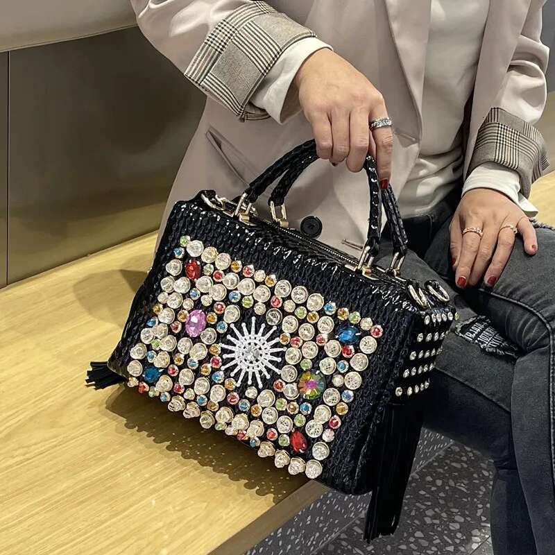 New Brand Women's Handbag Genuine Leather Tassel Fashion Rhie Large Capacity Female Shoulder Crossbody Bags